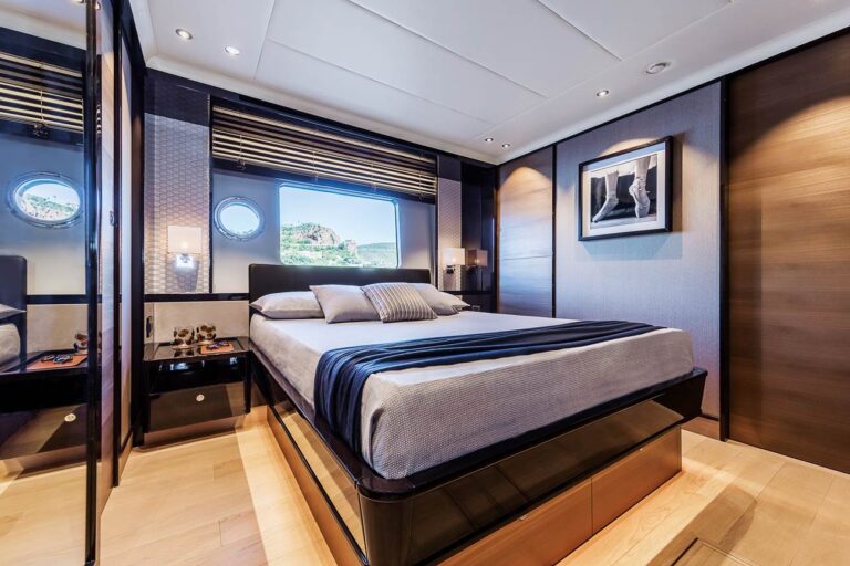 Double Guest Cabin