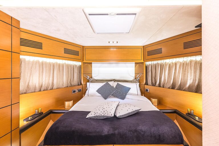 VIP Cabin