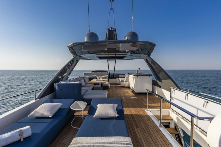 Flybridge
