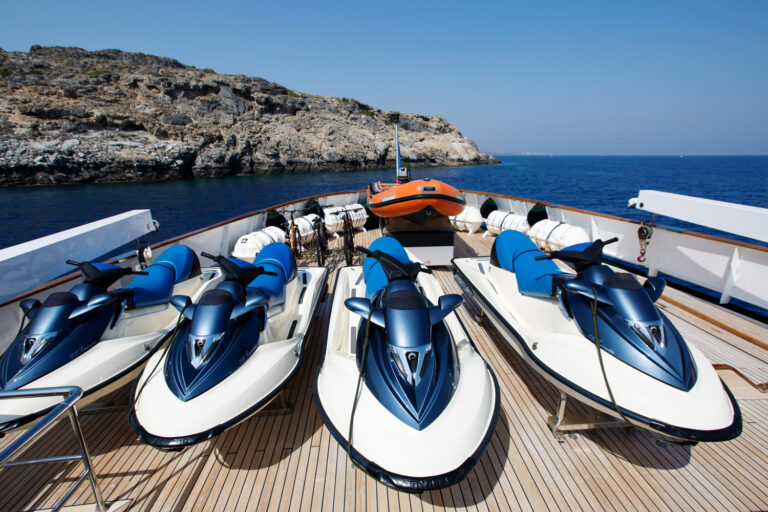 MY ESMERALDA - Toys