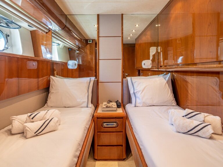 Twin Cabin