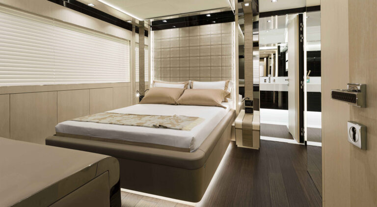 Double Cabin