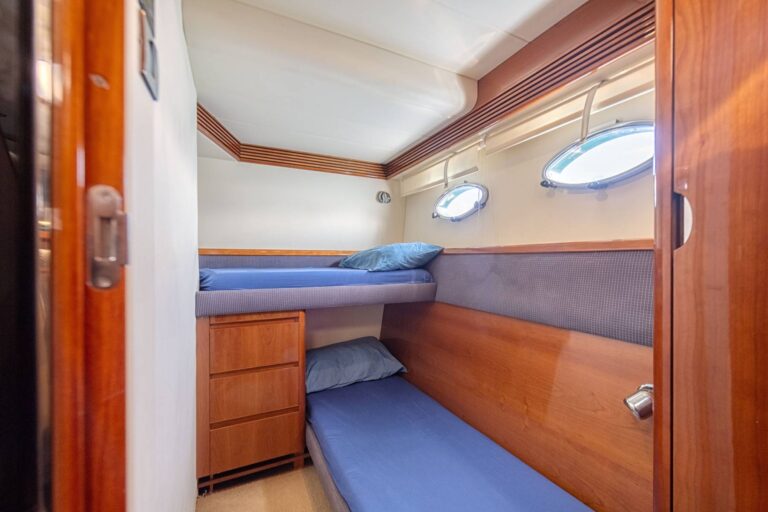 Twin Suite