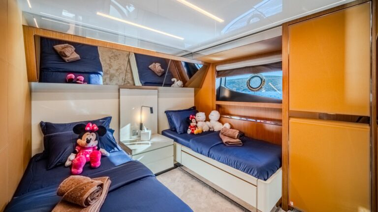 Twin Suite