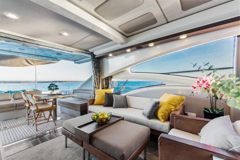 Main Salon View Aft