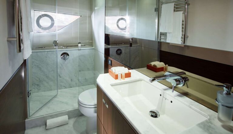 Master Ensuite