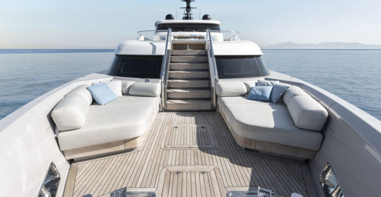 Bow Seating