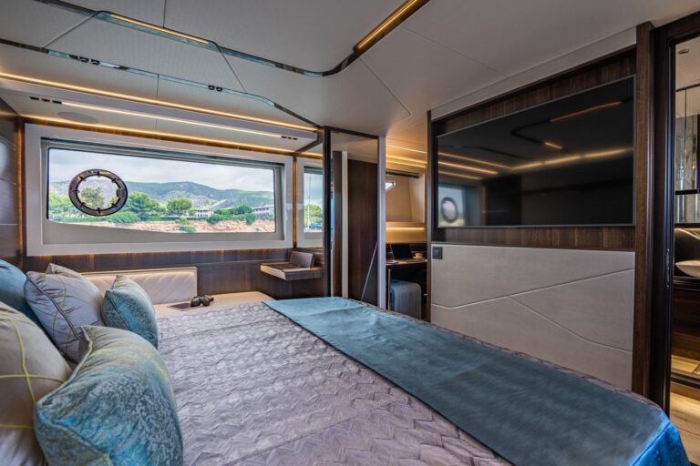 Master suite