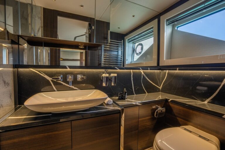 Ensuite bathroom