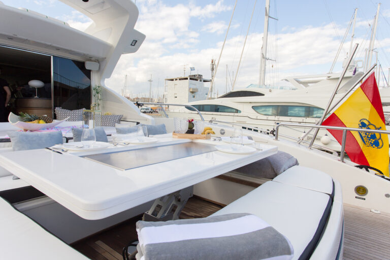 Alfresco Dining