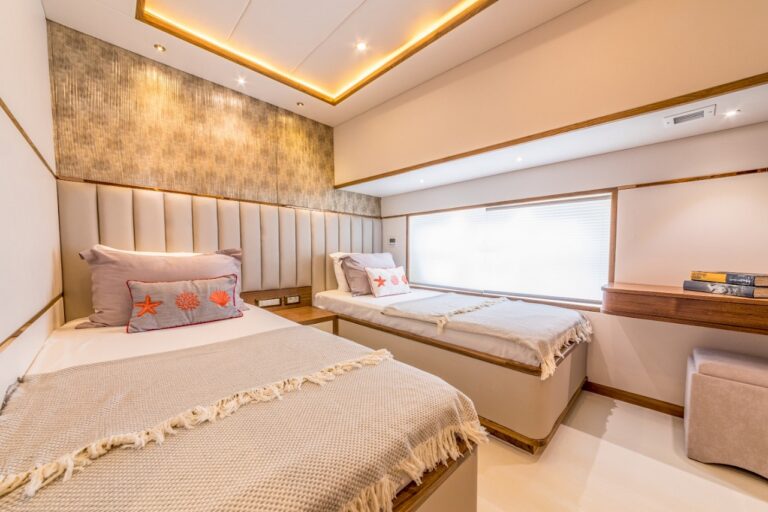 Twin Cabin