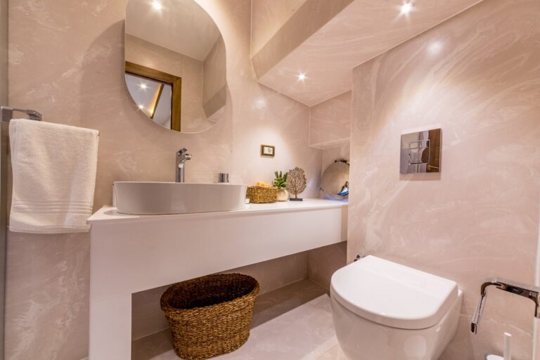 Twin Ensuite
