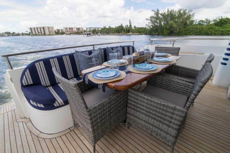 Aft Deck Dining Alfresco