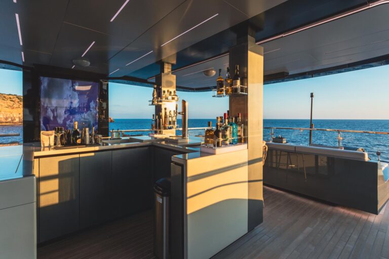 Sun Deck Bar