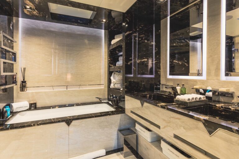 Master Ensuite