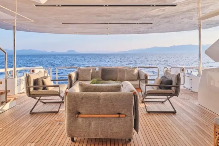 Exterior Relaxation Area