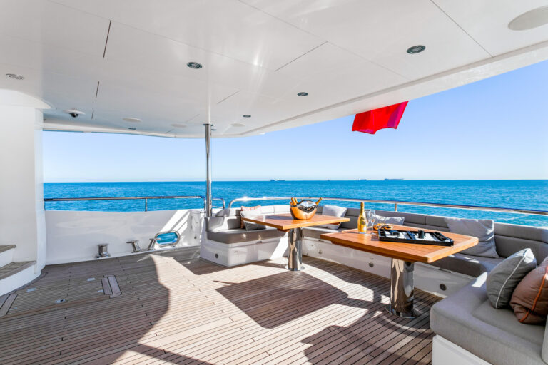 Alfresco Dining