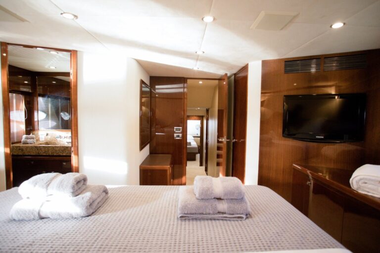 Double Guest Cabin
