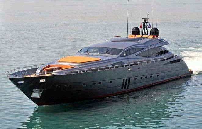 MY GINGER Pershing 115 - Forward View