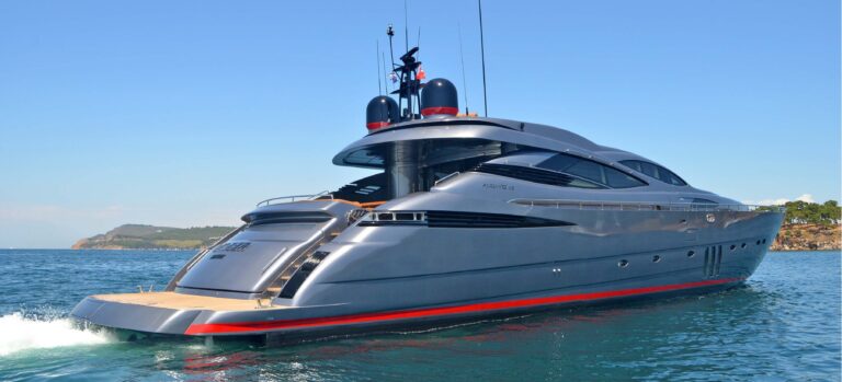 MY GINGER Pershing 115 - On Charter
