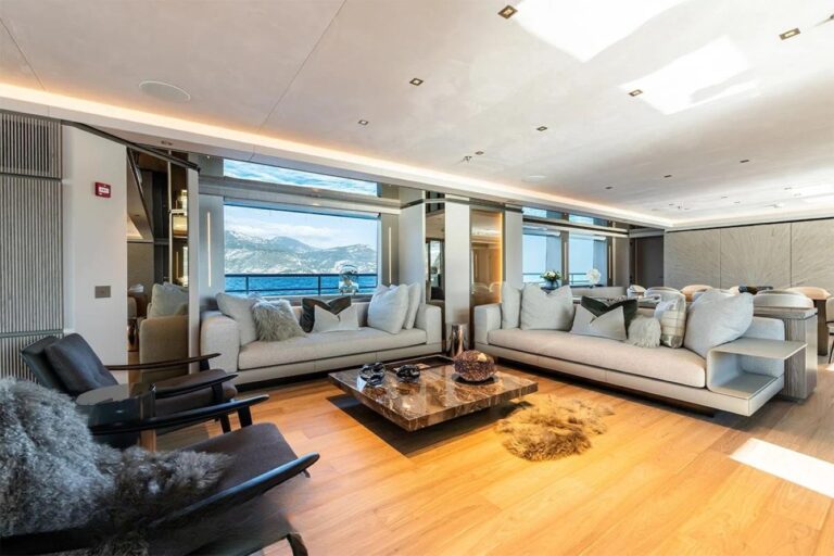 Main Salon