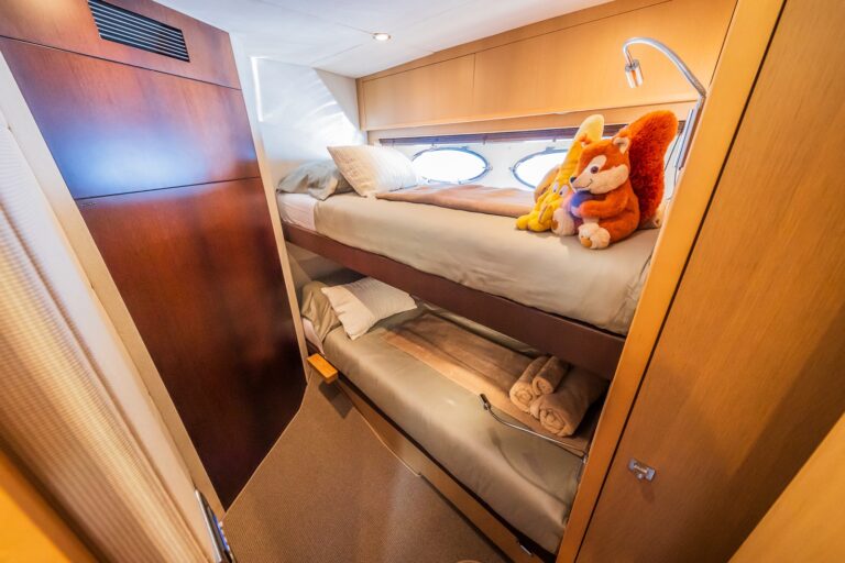 Bunk Cabin