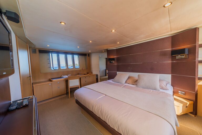 Master Cabin Bed