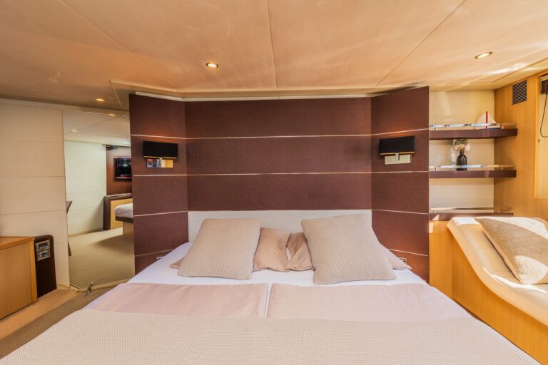 Master Cabin Detail