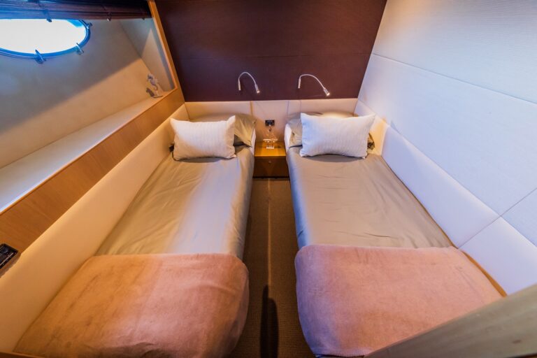 Twin Cabin