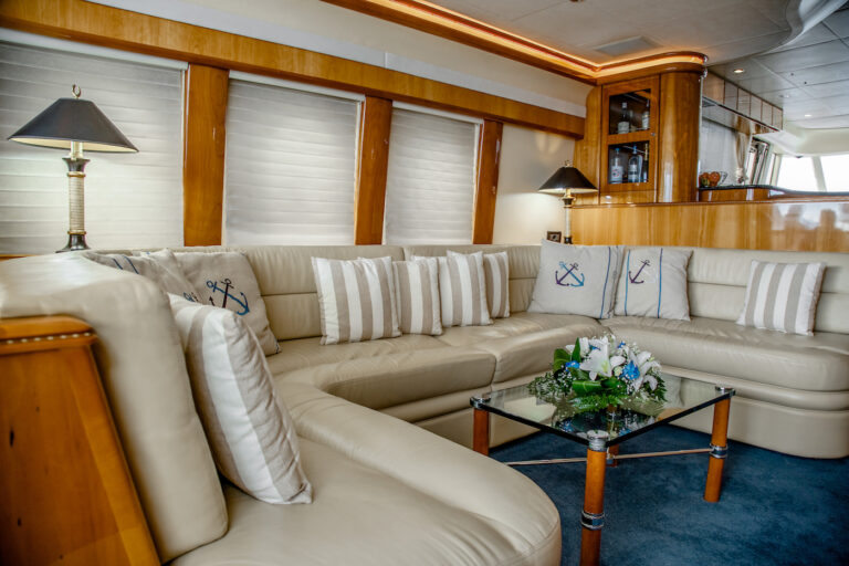 Saloon - Seating