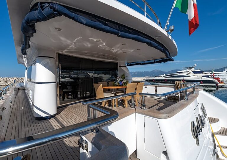 Aft deck