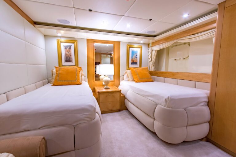 Twin Suite