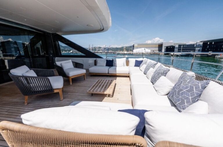 Exterior Relaxation Area
