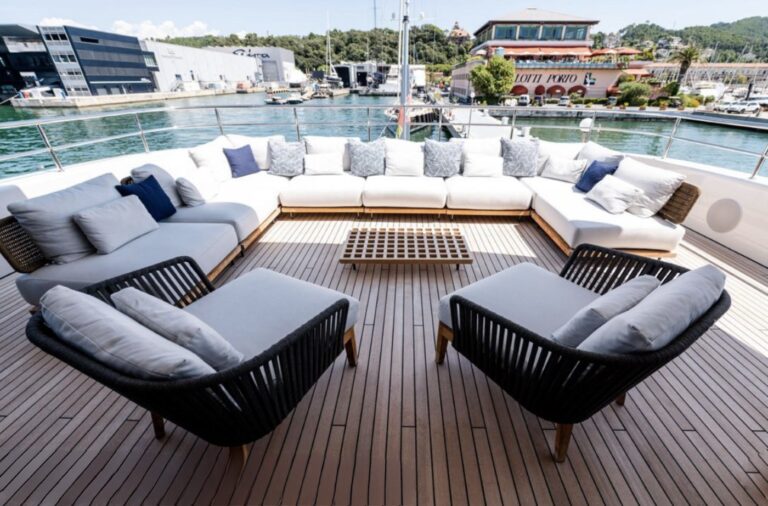 Exterior Relaxation Area