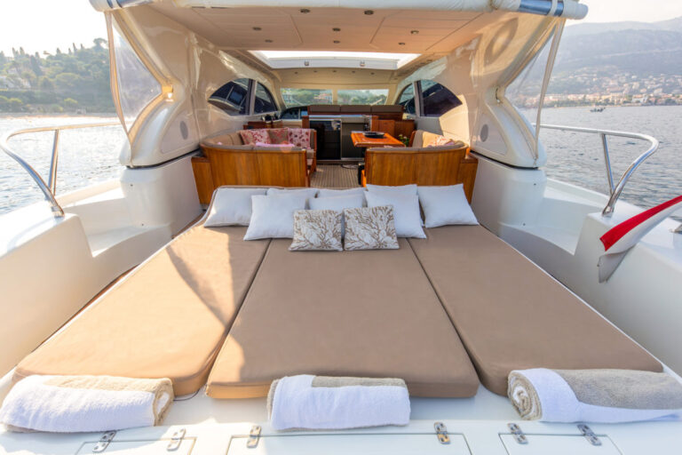 Sunbathing Area