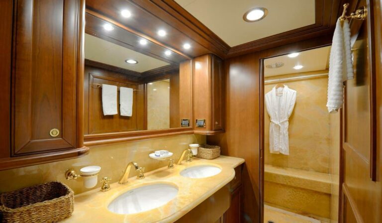 Master Ensuite