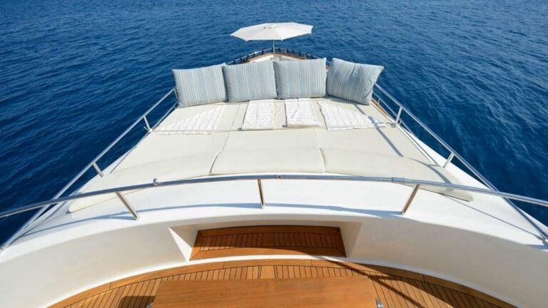 Foredeck Sun Pads
