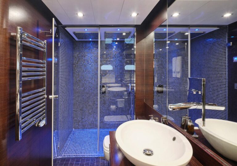 Master Ensuite