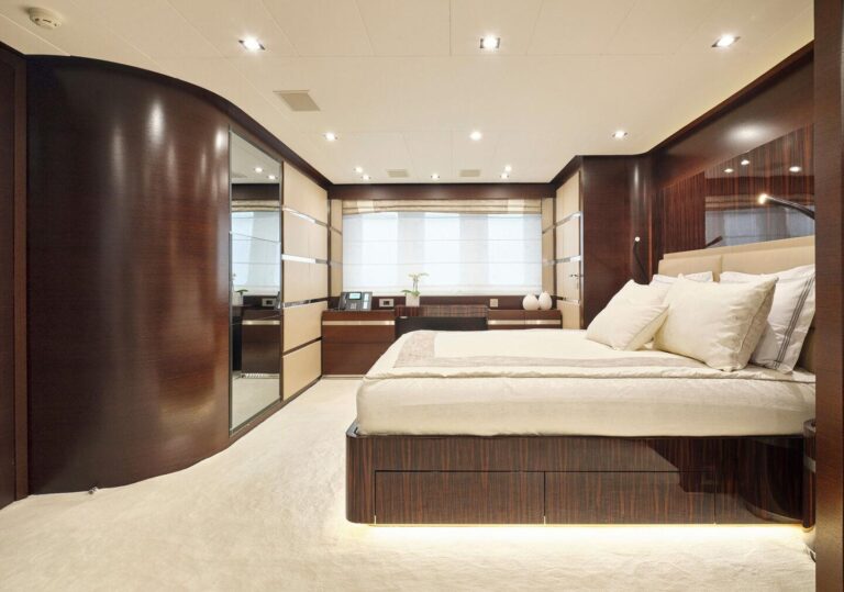 Lower Deck Master Suite
