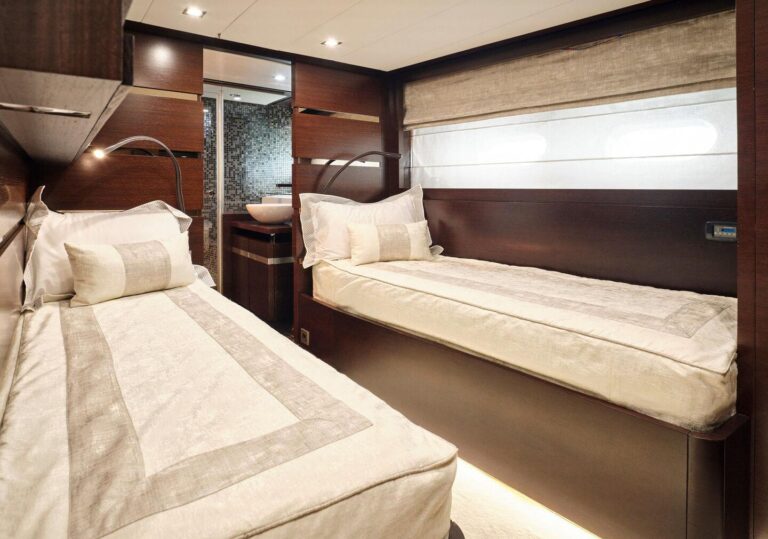 Twin Cabin