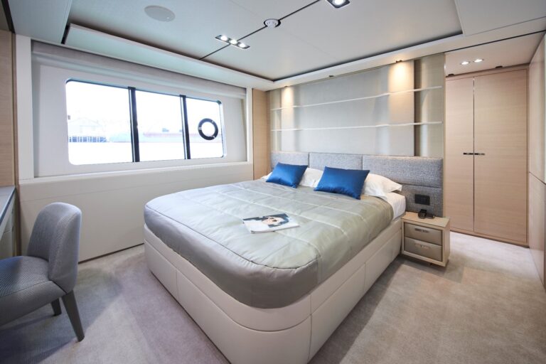 Double Cabin