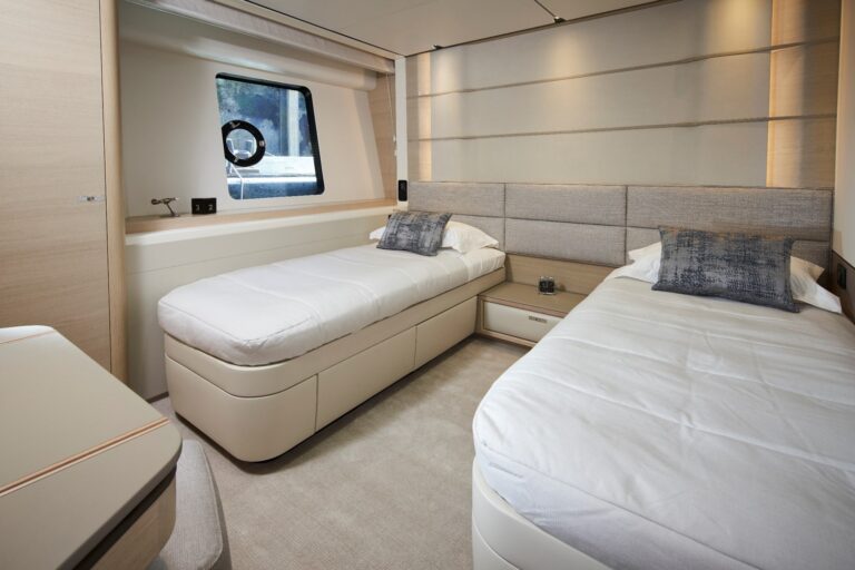 Twin Cabin