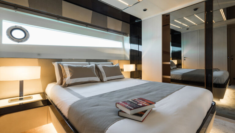 Double Cabin