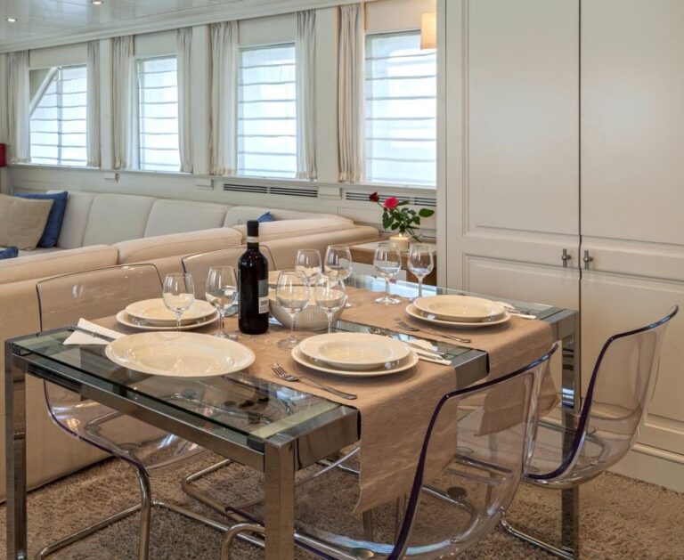 MY HARMONYA - Formal dining