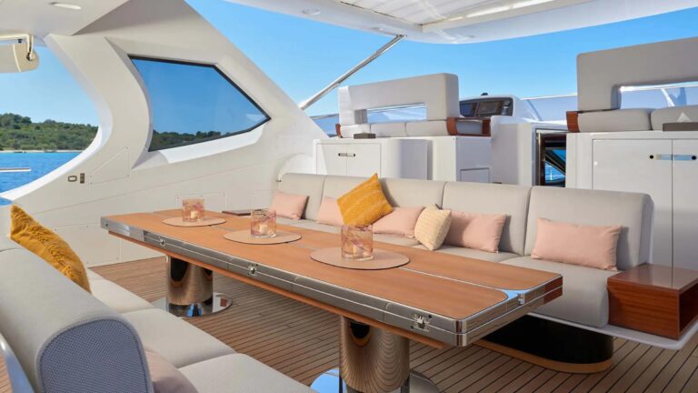 Bridge Dining