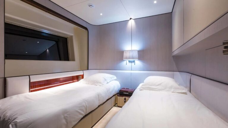 Twin Cabin