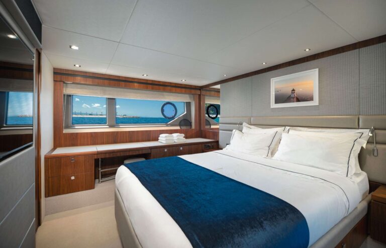 Double Cabin