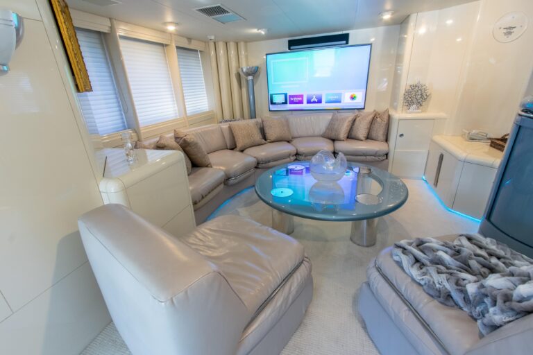 Saloon