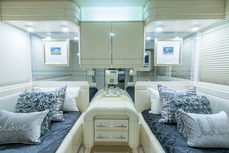 Twin Cabin