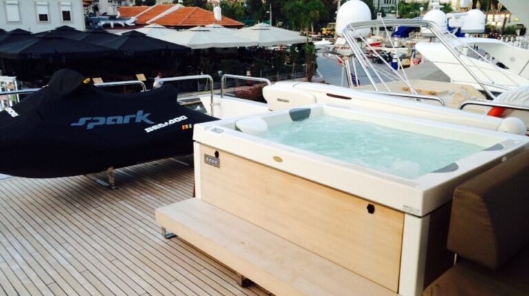 Sun Deck Jacuzzi